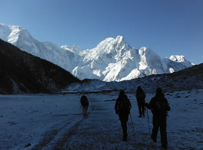Short Manaslu Circuit Trek 9 Days