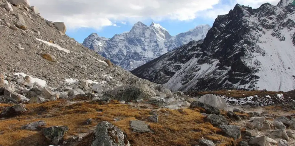 Tashi Lapcha Pass Trek 20 Days