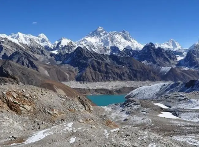 Everest High Pass Trek 20 Days