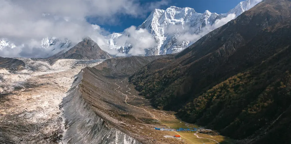 Manaslu Circuit Trek with tsum valley 17 Days