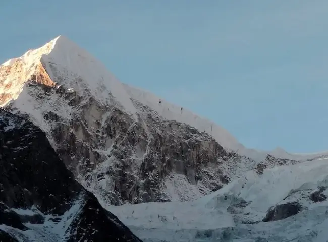 Larke Peak Climbing 21 Days