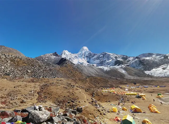 Amadablam Base Camp Trek 9 Days
