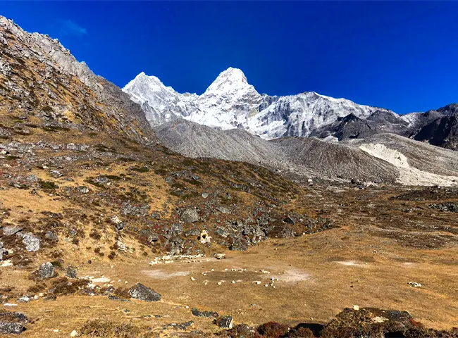 Amadablam Base Camp Trek 9 Days