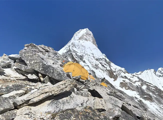 Ama Dablam Expedition 30 Days