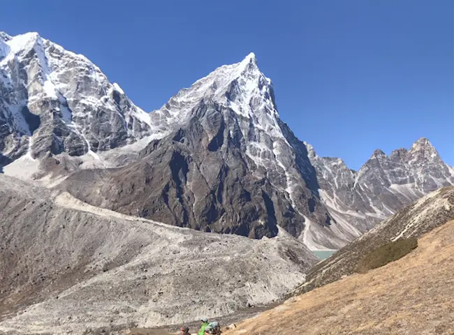 Cholatse Peak climbing 21 Days